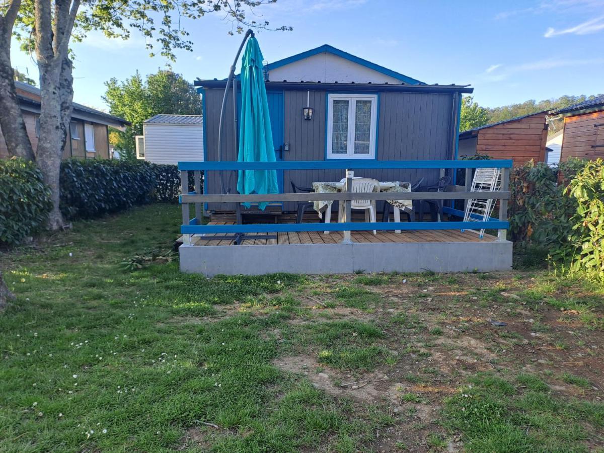 Chalet Pour 5 Personnes Equipe Sur Emplacement Privatif Dans Camping 4 Etoiles Appartenant Et Gere Par Un Particulier Hotel Foix Luaran gambar