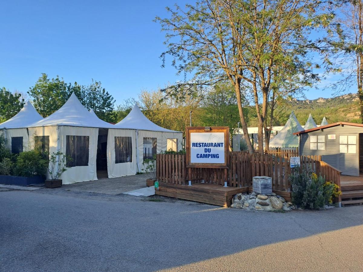 Chalet Pour 5 Personnes Equipe Sur Emplacement Privatif Dans Camping 4 Etoiles Appartenant Et Gere Par Un Particulier Hotel Foix Luaran gambar